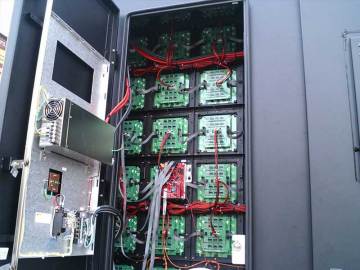 草牟田LED背面.jpg 草牟田LED背面.jpg